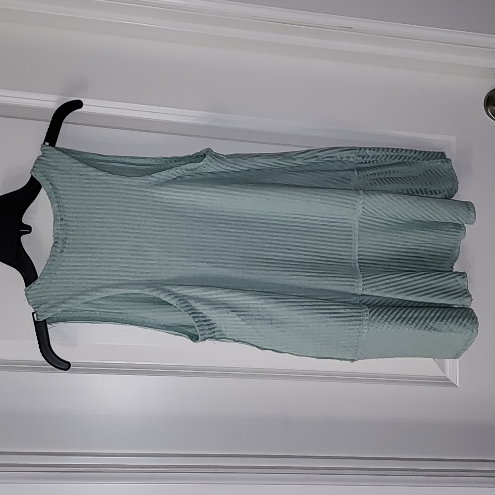 Super cute mint green tank top